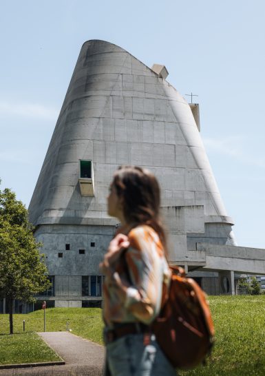 Site_Le_Corbusier___eglise_Saint-Pierre-Inscrire_la_legende-96840